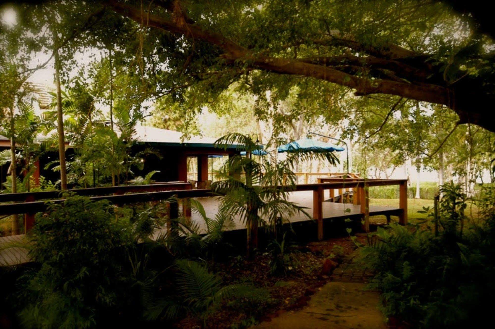 Albatross Bay Resort Weipa Eksteriør bilde